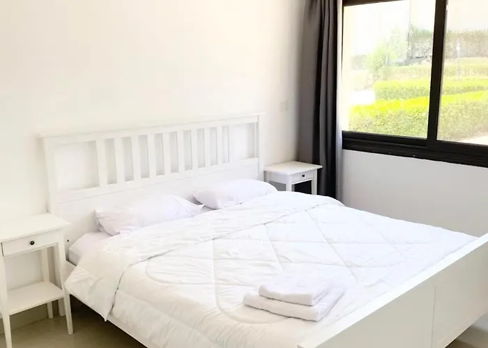 -g-cribs B6 Holiday home *