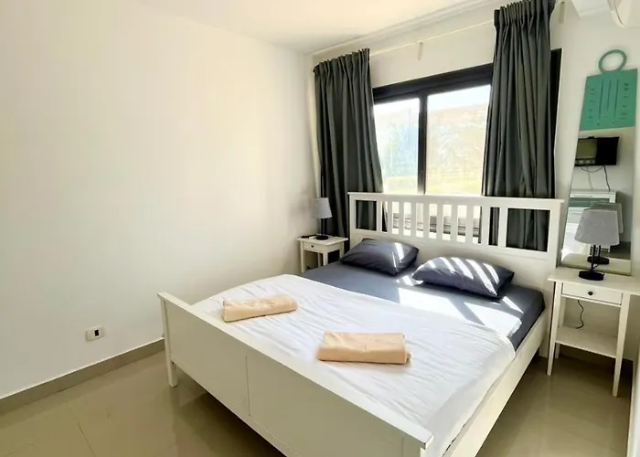 -g-cribs B6 Holiday home *